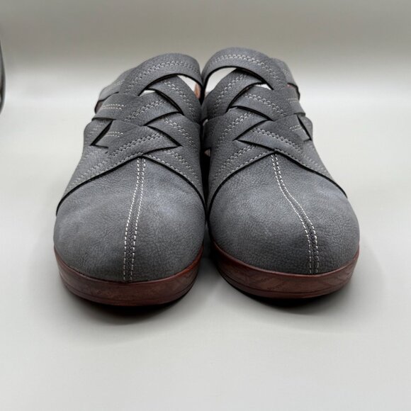 B.Ø.C Gray Leather Wedge Mules Clogs Size 9 Slip On - Picture 3 of 9